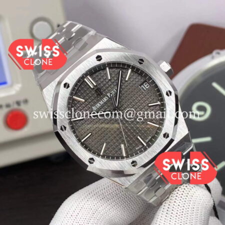 Audemars Piguet Royal Oak 15510 41MM 50th Anniversary High Resolution View