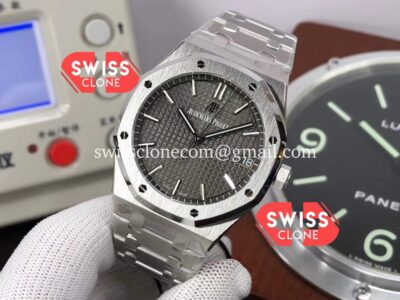 Audemars Piguet Royal Oak 15510 41MM 50th Anniversary High Resolution View