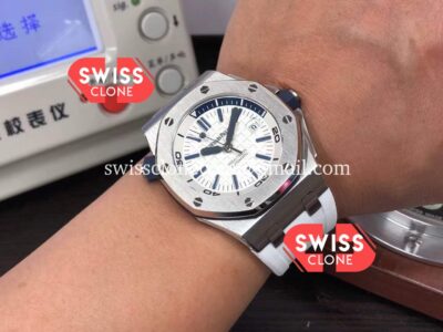 Audemars Piguet Royal Oak 15710ST White Dial Cal.3120 High Resolution View