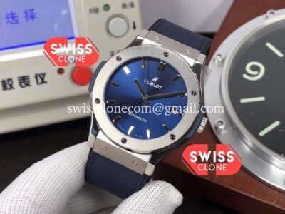 Hublot Classic Fusion 42MM Blue Dial 1:1 Super Clone Swiss Watch