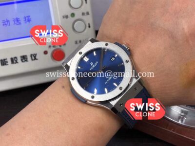 Hublot Classic Fusion 42MM Blue Dial 1:1 Super Clone Swiss Watch