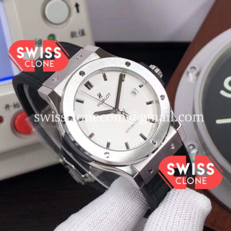 Hublot Classic Fusion 42MM White Dial 904L High Resolution View