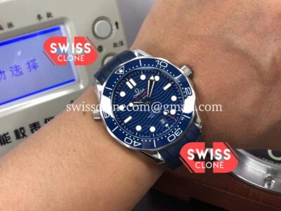 Omega Seamaster 300M Master Chronometer Blue Dial Rubber 1:1 Super Clone Watch