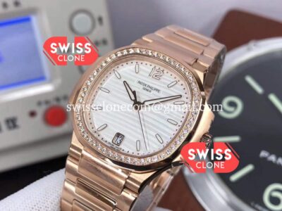 Patek Philippe Nautilus Rose Gold 7118/1200R-001 35MM 1:1 Mirror Swiss Replica Super Clone Watch