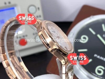 Patek Philippe Nautilus Rose Gold 7118/1200R-001 35MM 1:1 Mirror Swiss Replica Super Clone Watch