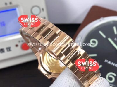 Patek Philippe Nautilus Rose Gold 7118/1200R-001 35MM 1:1 Mirror Swiss Replica Super Clone Watch