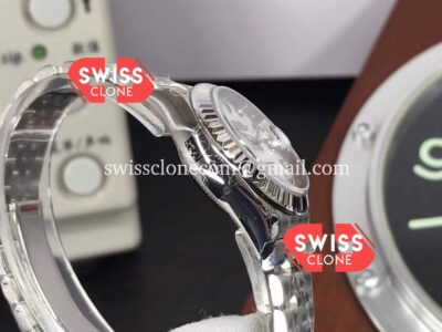 Rolex Datejust 28MM Swiss Replica in 904L Steel in Pearl Dial 1:1 Super Clone Watch