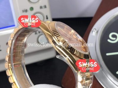 Rolex Day-Date 40MM Gold Dial Roman Numerals Replica Watch Cal.3255 Swiss Super Clone Watch