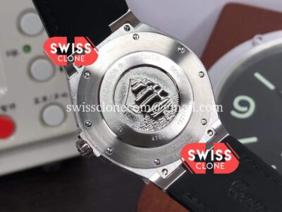 Vacheron Constantin Overseas 1:1 Mirror Super Clone Watch in White Dial - Rubber Strap