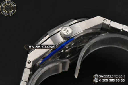 Audemars Piguet Royal Oak 15510 41mm ’50th Anniversary’ Ice Blue Dial Diamond Marker High Resolution View