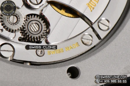 Audemars Piguet Royal Oak 15510 41mm ’50th Anniversary’ Ice Blue Dial High Resolution View