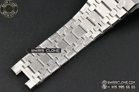 Audemars Piguet Royal Oak 15510 41mm ’50th Anniversary’ Ice Blue Dial Diamond Marker High Resolution View