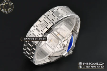 Audemars Piguet Royal Oak 15510 41mm ’50th Anniversary’ Ice Blue Dial Diamond Marker High Resolution View
