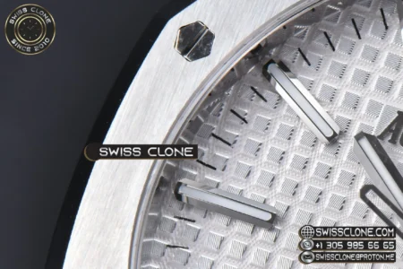 Audemars Piguet Royal Oak 15510 50th Anniversary White Dial 41mm High Resolution View