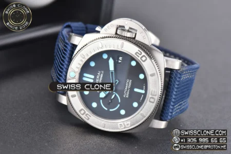 Panerai PAM985 Mike Horn Submersible Titanium 47mm Black Dial Nylon P9010 High Resolution View