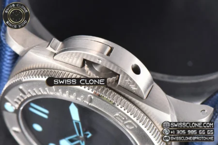 Panerai PAM985 Mike Horn Submersible Titanium 47mm Black Dial Nylon P9010 High Resolution View