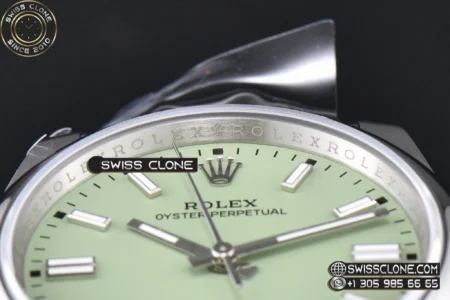 Rolex Oyster Perpetual 36mm 126000 316L Pistachio Green Dial SH3132 High Resolution View