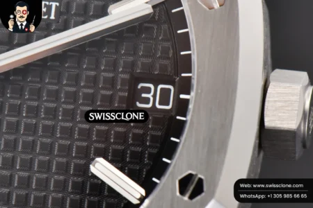Audemars Piguet Royal Oak 15500 41mm Black Textured Dial High Resolution View