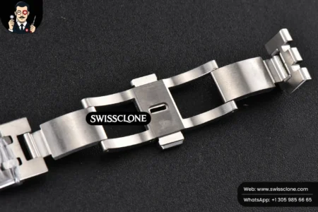 Audemars Piguet Royal Oak Ladies 33mm 8F Diamond Black Dial Quartz High Resolution View