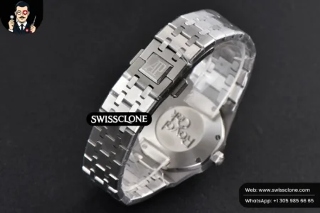 Audemars Piguet Royal Oak Ladies 33mm 8F Diamond Black Dial Quartz High Resolution View