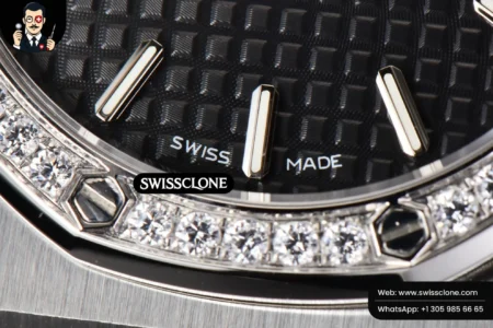 Audemars Piguet Royal Oak Ladies 33mm 8F Diamond Black Dial Quartz High Resolution View