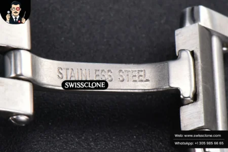Cartier Tank Francaise Small 25.7mmx21.2mm 8848F Diamond Marker Quartz High Resolution View