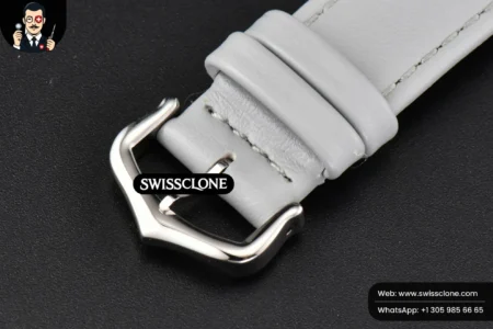 Cartier Tank Must Large 33.7×25.5mm K11F White Dial Gray Smooth Calf Quartz High Resolution View