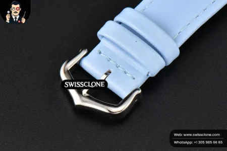 Cartier Tank Must Large 33.7×25.5mm K11F White Dial Blue Smooth Calf Quartz High Resolution View