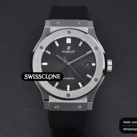 Hublot Classic Fusion 42mm JJ+F Black Dial Black Rubber High Resolution View