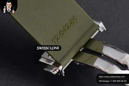 Hublot Classic Fusion 42mm JJ+F Green Dial Green Rubber High Resolution View