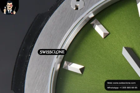 Hublot Classic Fusion 42mm JJ+F Green Dial Green Leather High Resolution View