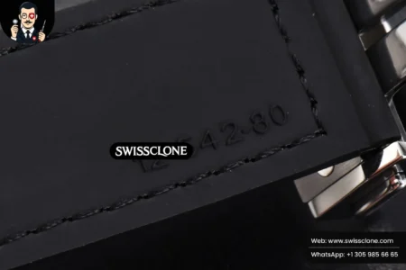 Hublot Classic Fusion 42mm RG/SS JJ+F Black Dial Black Leather High Resolution View