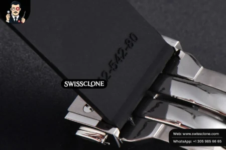 Hublot Classic Fusion 42mm RG/SS JJ+F Black Dial Black Rubber High Resolution View