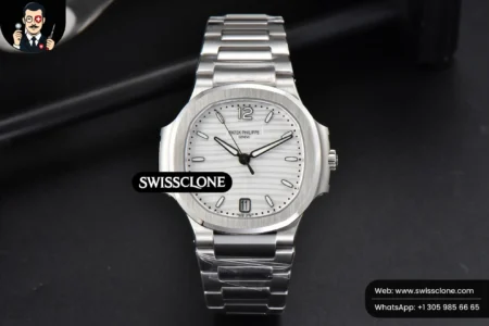 Patek Philippe Nautilus 7118 Ladies 35mm White Dial (3KF) High Resolution View