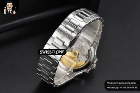 Patek Philippe Nautilus 7118 Ladies 35mm White Dial (3KF) High Resolution View