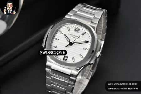 Patek Philippe Nautilus 7118 Ladies 35mm White Dial (3KF) High Resolution View