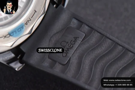 Omega Seamaster Diver Real Ceramic 300M 43.5MM Black Dial Rubber High Resolution View
