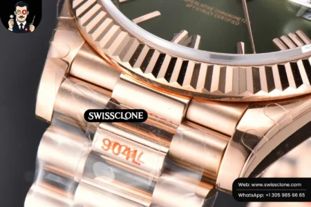 Rolex DayDate 40mm Green Dial Roma Marker President High Resolution View