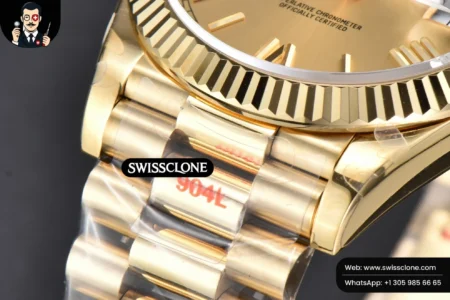 Rolex DayDate 40mm Dial Roma Marker President High Resolution View