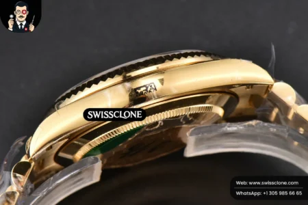 Rolex DayDate 40mm 904L Green Dial High Resolution View