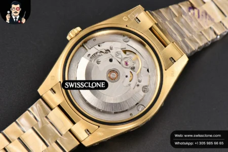 Rolex DayDate 40mm 904L Green Dial High Resolution View