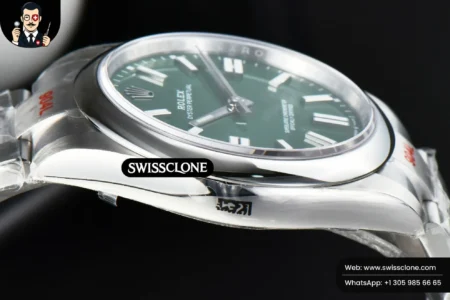 Rolex Oyster Perpetual 124300 41mm Green Dial High Resolution View