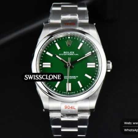 Rolex Oyster Perpetual 124300 41mm Green Dial High Resolution View
