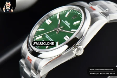 Rolex Oyster Perpetual 124300 41mm Green Dial High Resolution View