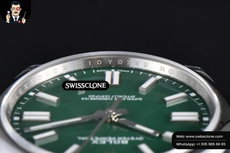 Rolex Oyster Perpetual 124300 41mm 904L Green Dial Oyster VS3235 High Resolution View