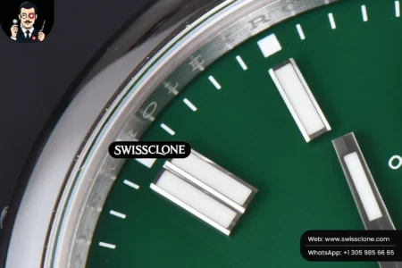 Rolex Oyster Perpetual 124300 41mm 904L Green Dial Oyster VS3235 High Resolution View