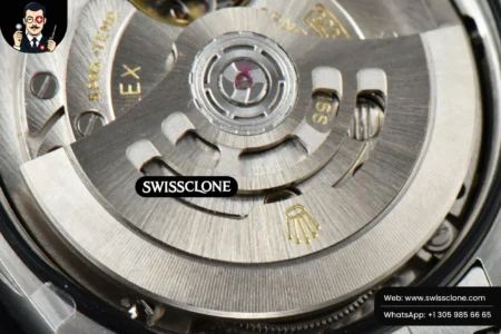 Rolex Oyster Perpetual 126000 36mm Red Dial High Resolution View