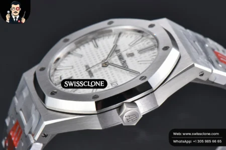 Audemars Piguet Royal Oak 15400 ORF 41mm White Textured Dial High Resolution View