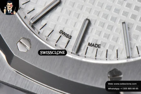 Audemars Piguet Royal Oak 15400 ORF 41mm White Textured Dial High Resolution View