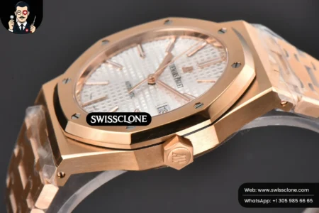 Audemars Piguet Royal Oak 15400 41mm White Textured Dial High Resolution View